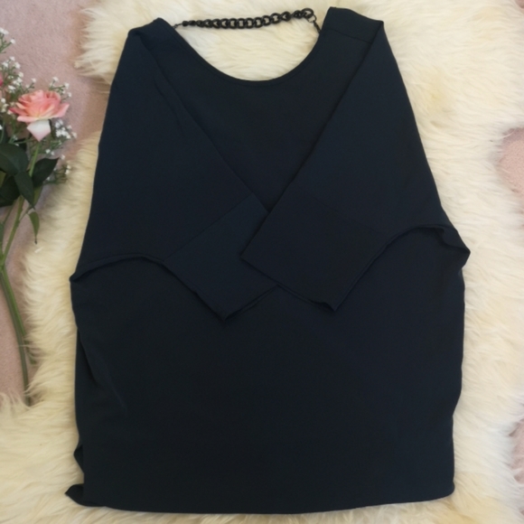 AdL Loose Blouse with Chain Detail - Picture 2 of 6